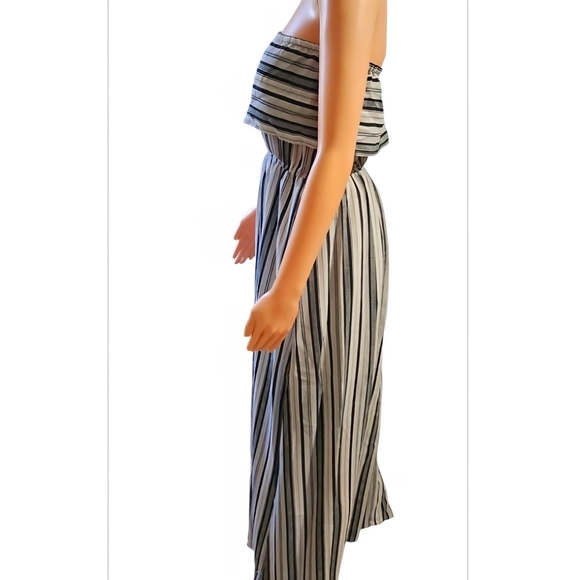 Chic Strapless Blue and White Striped Dress - Picture 3 of 8